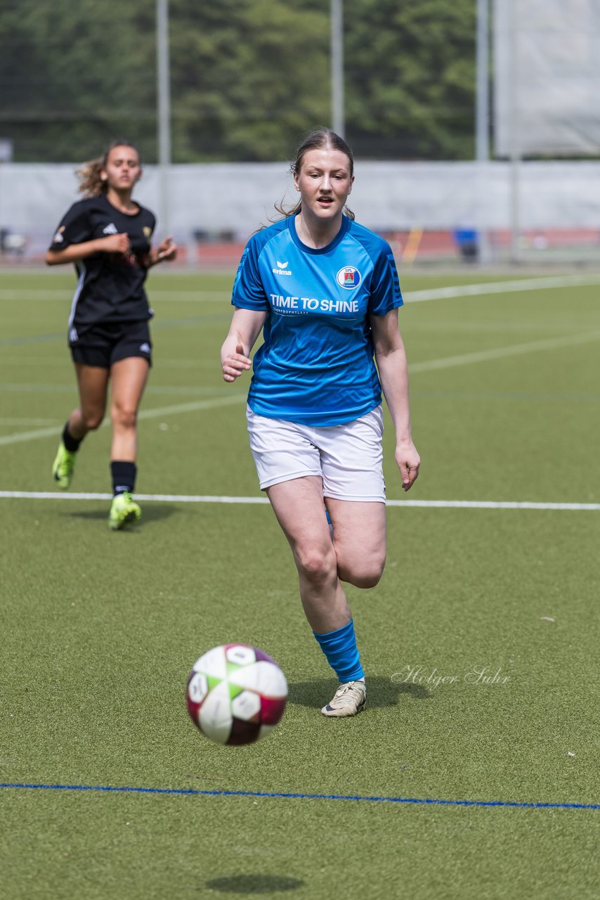 Bild 310 - wBJ SC Condor - VfL Pinneberg : Ergebnis: 3:2